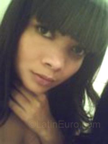 Date this passionate Brazil girl Damiris Cristina from Sao Carlos BR350