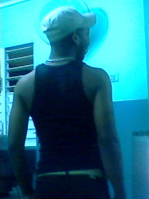 Date this nice looking Dominican Republic man Homosexual from Santiago DO279