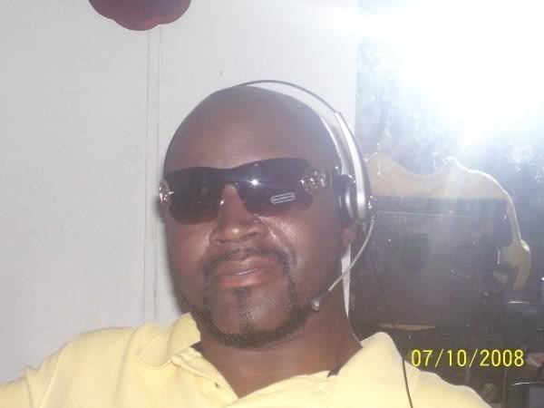 Date this charming United States man Sivart from Orlando US1187