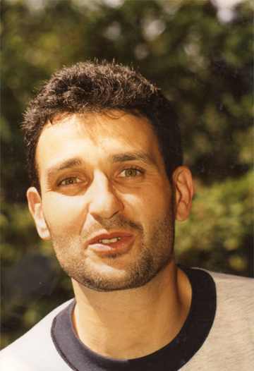 Date this charming Romania man Eumark from Cluj-napoca RO4