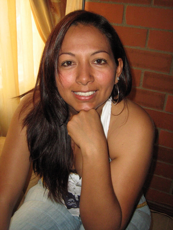 Date this georgeous Colombia girl Emilce from Cali CO480