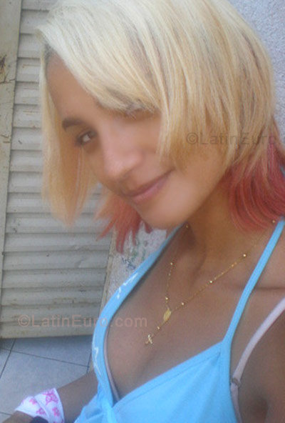 Date this cute Brazil girl Thumilla from Porangatu BR708