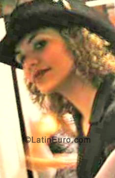 Date this good-looking Brazil girl Graziela from Sao Paulo BR761