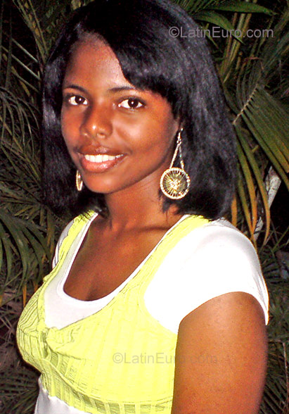 Date this exotic Dominican Republic girl Mariana from Monte Plata DO594