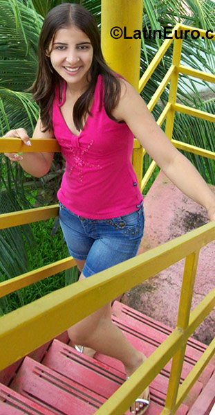 Date this nice looking Brazil girl Josilene from Fortaleza BR828