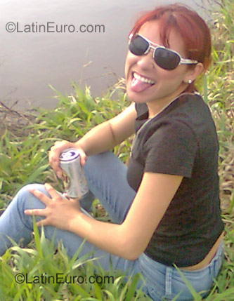 Date this hot Brazil girl Gisele from Ortigueira BR855