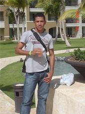Date this attractive Dominican Republic man Alexander from Santiago DO775