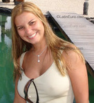 attractive Brazil girl Patricia from Rio De Janeiro BR1046