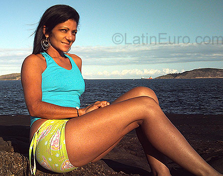 Date this sensual Brazil girl Edneide Francisca from Rio de Janeiro BR1091