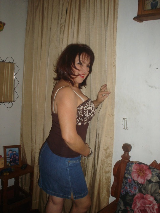 Date this cute Colombia girl Danna from Cali CO821