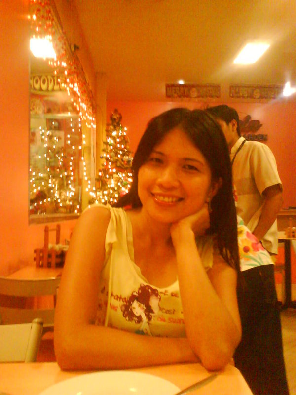 Date this good-looking Philippines girl Celeste from Davao City PH49