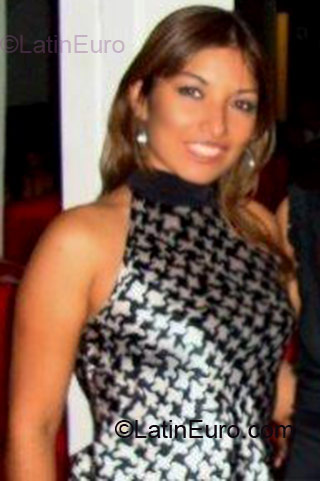 Date this lovely Colombia girl Rocio from Cali CO959