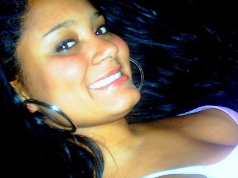 Date this georgeous Brazil girl Thay from Macae BR1232