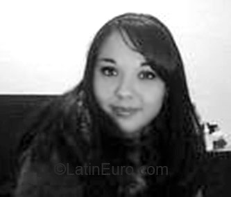 Date this nice looking Mexico girl Laura from Ensenada MX58