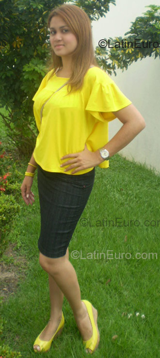 Date this athletic Brazil girl Daiana from Manaus BR1254
