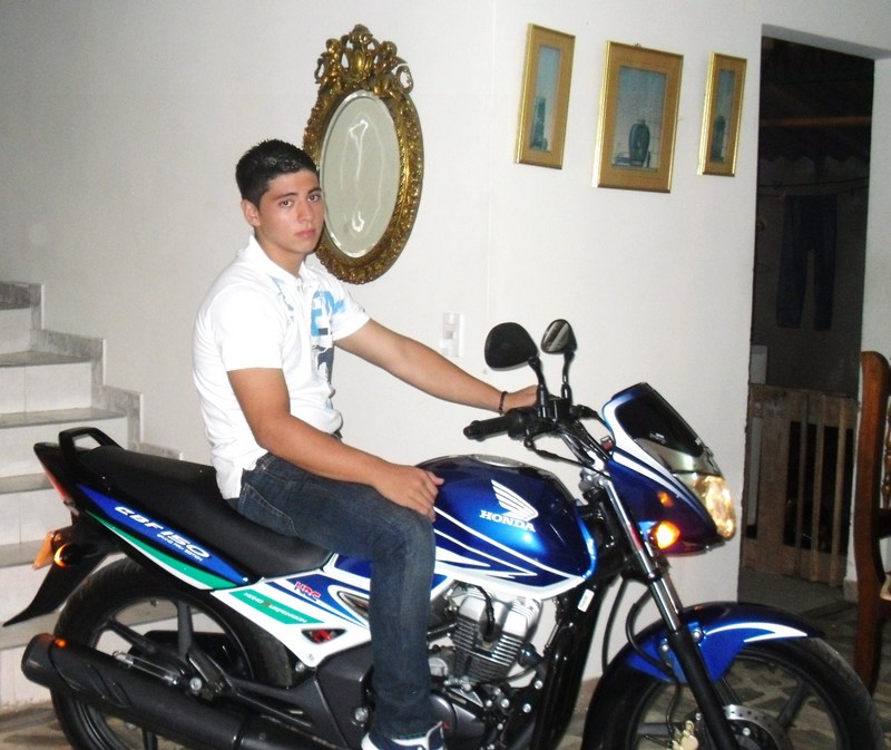 Date this exotic Colombia man Luis from Palmira CO1029