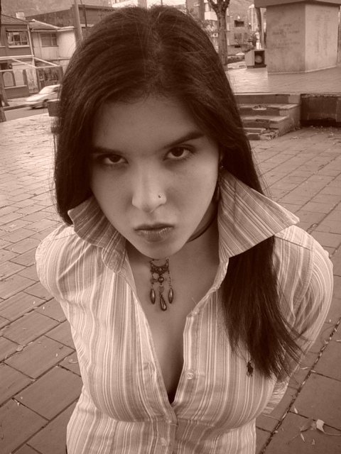 Date this young Colombia girl Suzana from Bogota CO1049
