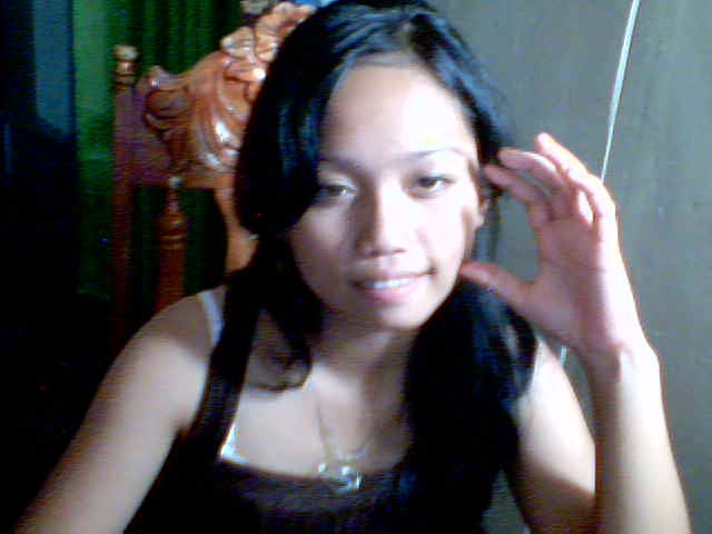 Date this good-looking Philippines girl Arjielyn from Iligan City PH124