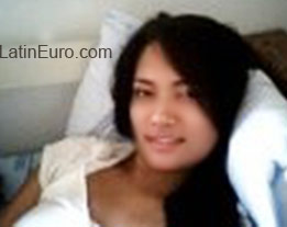 Date this young Colombia girl Johana from Medellin CO1134