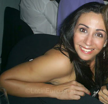 Date this sensual Brazil girl Claudia Marina from Sao Paulo BR1447