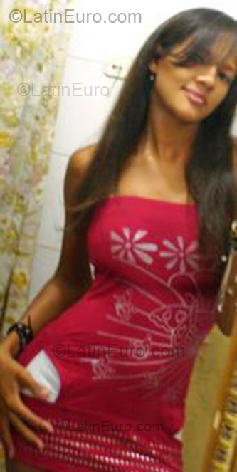 Date this lovely Dominican Republic girl Estrella from San Cristobal DO1227