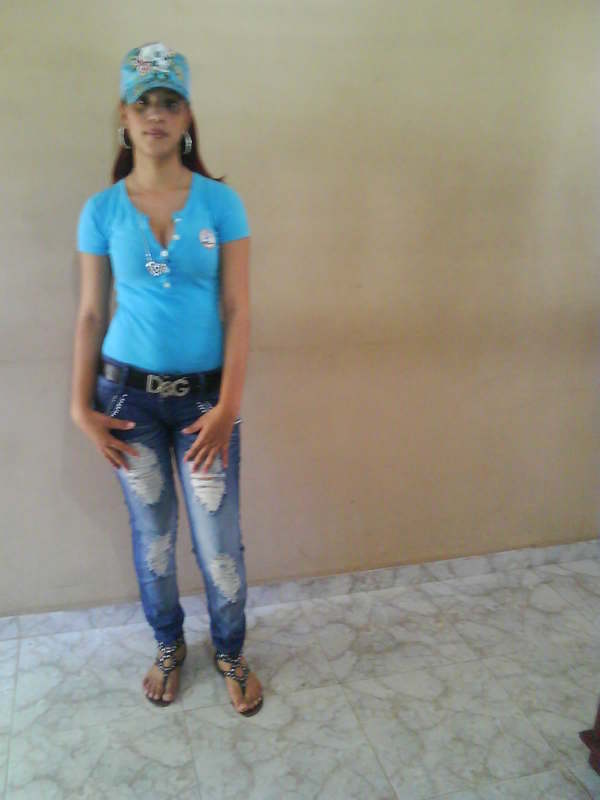 Date this fun Brazil girl Lora from Dfdf BR1501