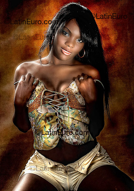 Date this fun Colombia girl Ingrid Yulieht from Cali CO1251