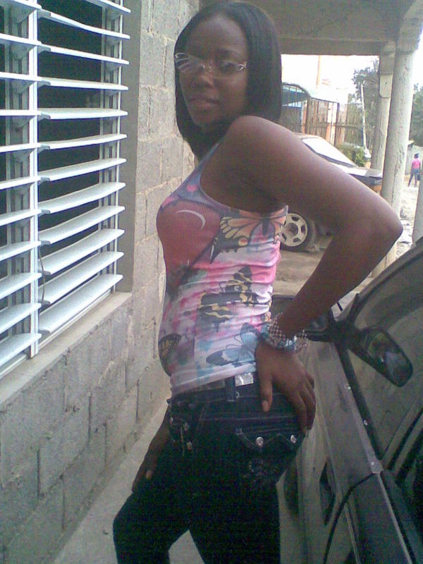 Date this nice looking Dominican Republic girl Johanny from Santo Domingo DO1480