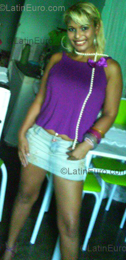 Date this gorgeous Brazil girl Fracisca Maria from Potengi BR1627