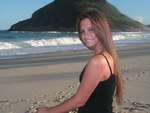 tall Brazil girl Kamylly from Rio De Janeiro BR1804
