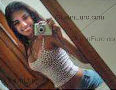Date this happy Brazil girl Fernanda from Imperatriz BR1813
