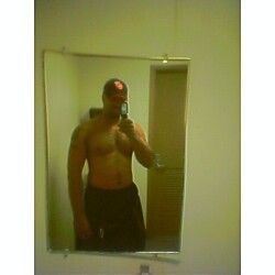 Date this exotic United States man Handsome1122 from Cleveland US4327