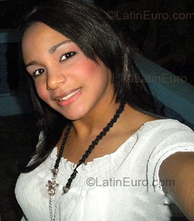 Date this cute Dominican Republic girl Emilsis from  DO2043
