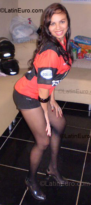 Date this fun Brazil girl Sayure from Duque De Caxias BR1892
