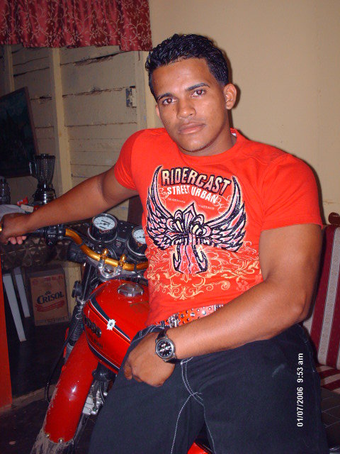 Date this sultry Dominican Republic man JHOAN from Santiago DO2155