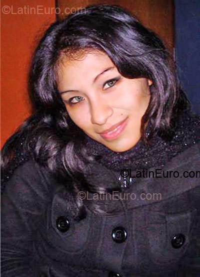 Date this nice looking Peru girl Elizabeth from  PE145