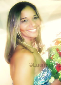 Date this cute Brazil girl Rita Brenda from Fortaleza BR1924