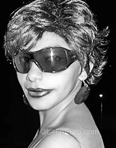 Date this lovely Brazil girl Dani from Porto Alegre BR1932
