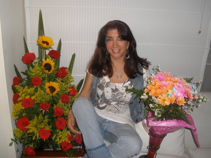 Date this happy Colombia girl Amparo from Bogota CO1951