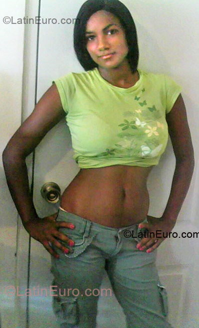 Date this cute Dominican Republic girl Francisca from Nagua DO2360