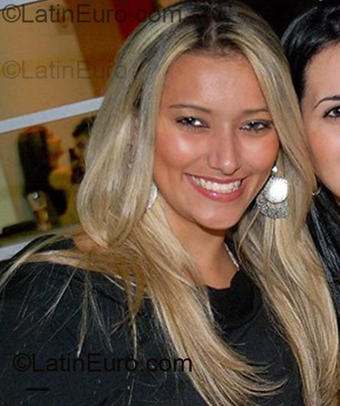Date this delightful Brazil girl Joysse from Campinas BR2086