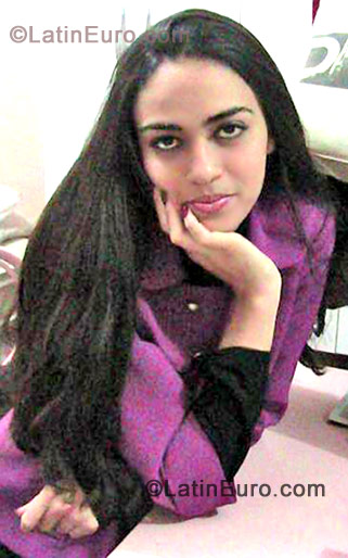 Date this athletic Brazil girl Gleide from Sao Paulo BR2184