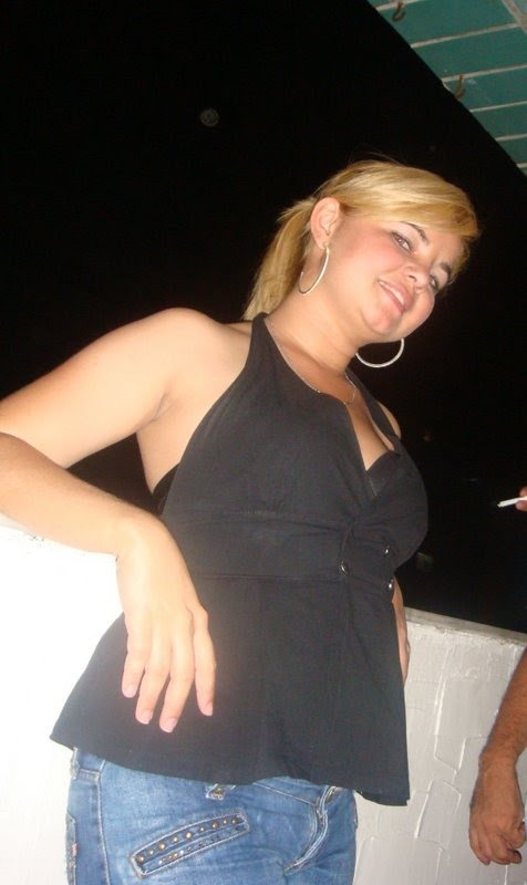 Date this sultry Brazil girl Regina from Fortaleza BR2302