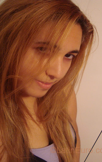 Date this voluptuous Brazil girl Phaloma from Pindamonhangaba BR2410
