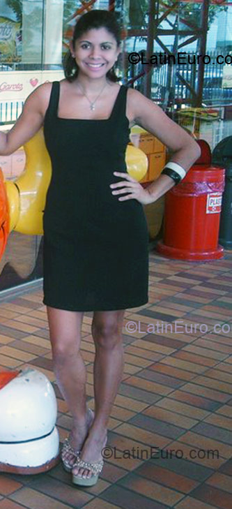 Date this delightful Brazil girl Monica from Vitoria BR4707