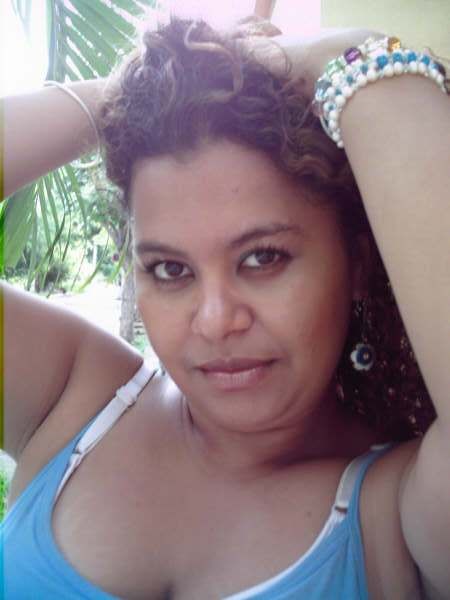 Date this delightful Honduras girl Sthefaniecoello from San Pedro Sula HN146