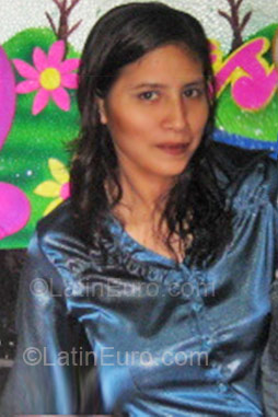 Date this stunning Peru girl PRINSSE from Lima PE240