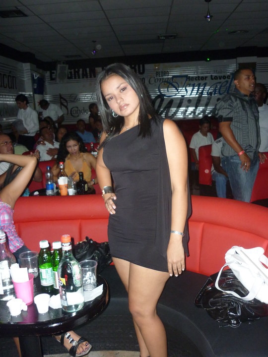 Date this sensual Colombia girl Maria from Cali CO3447