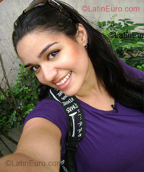 Date this charming Brazil girl Babizita from Sao Paulo BR4379