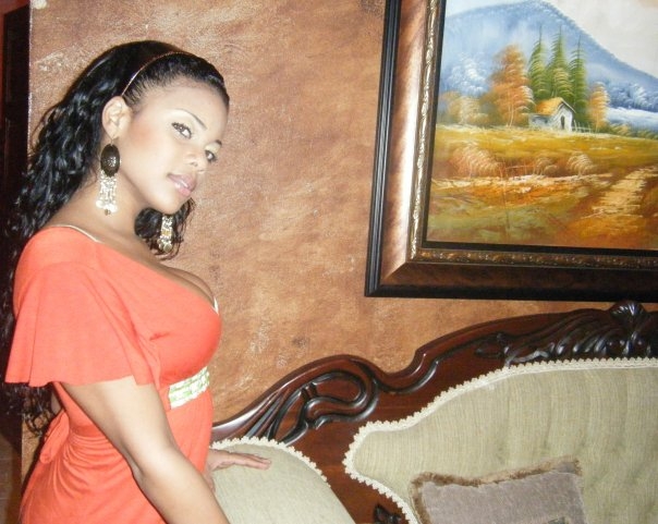 Date this sultry Dominican Republic girl Perlaflor from Santo Domingo DO3914